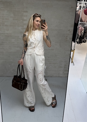 Vilea buks Eggnog Second Female 